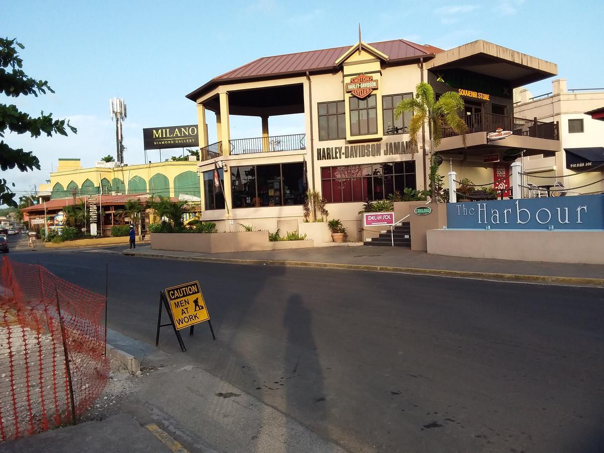 McFarlane's Place Ocho Ríos Extérieur photo